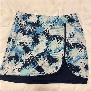 Callaway Blue and White Patterned Golf Skort-S (tag says “chica”).